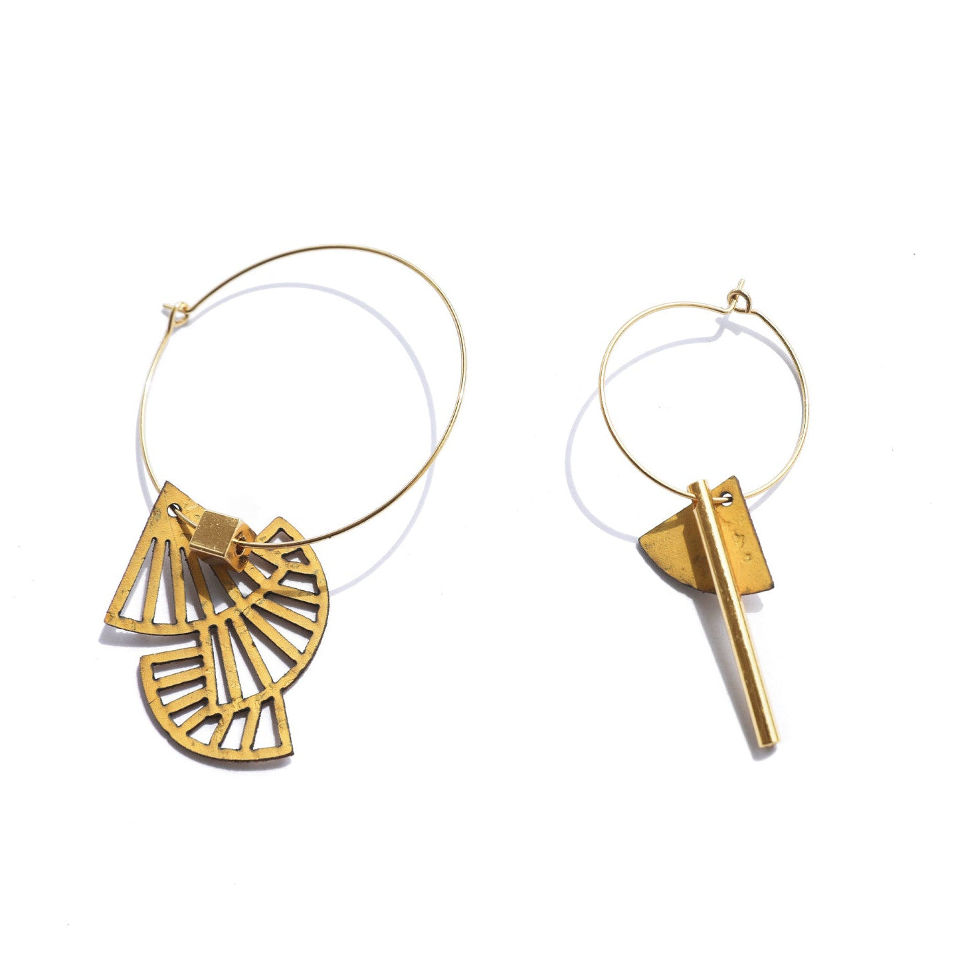 Boucles d’oreilles originales Matcha Paris – style affirmé et solaire