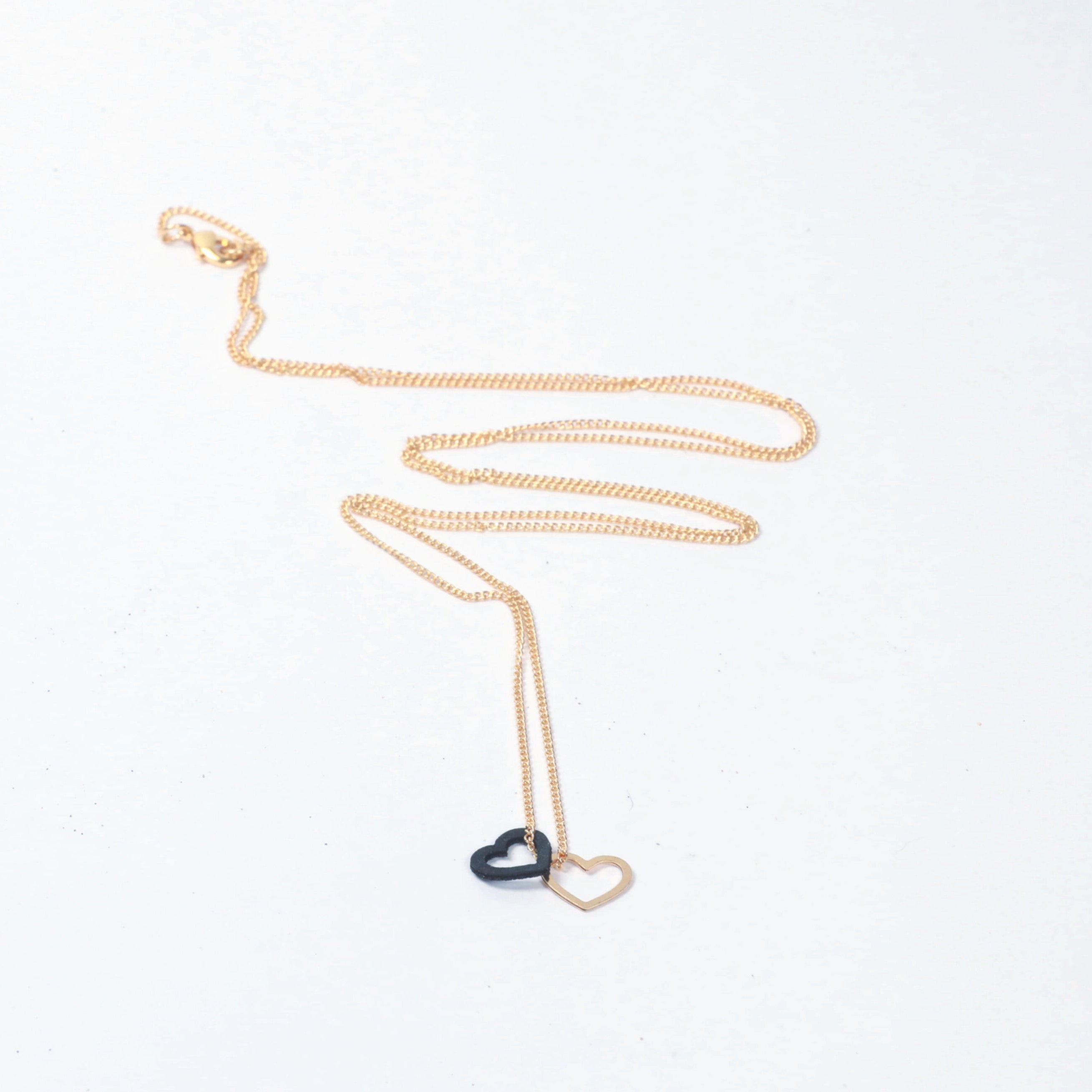 PACKSHOT_COLLIER_COEUR_SEUL2_LT.jpg