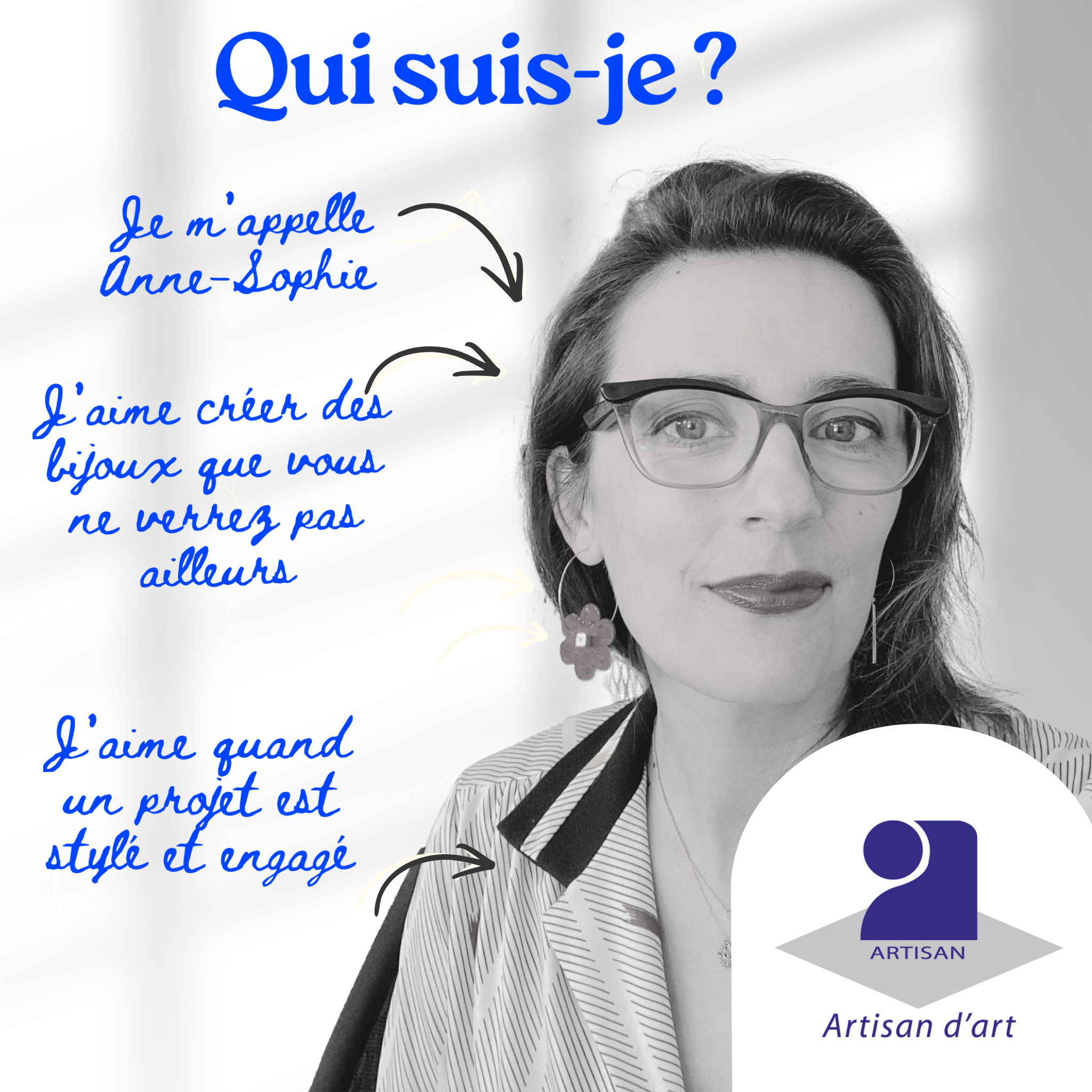 Anne-Sophie, créatrice artisan d'art française, portant ses boucles d'oreilles dépareillées artisanales fabriquées en France