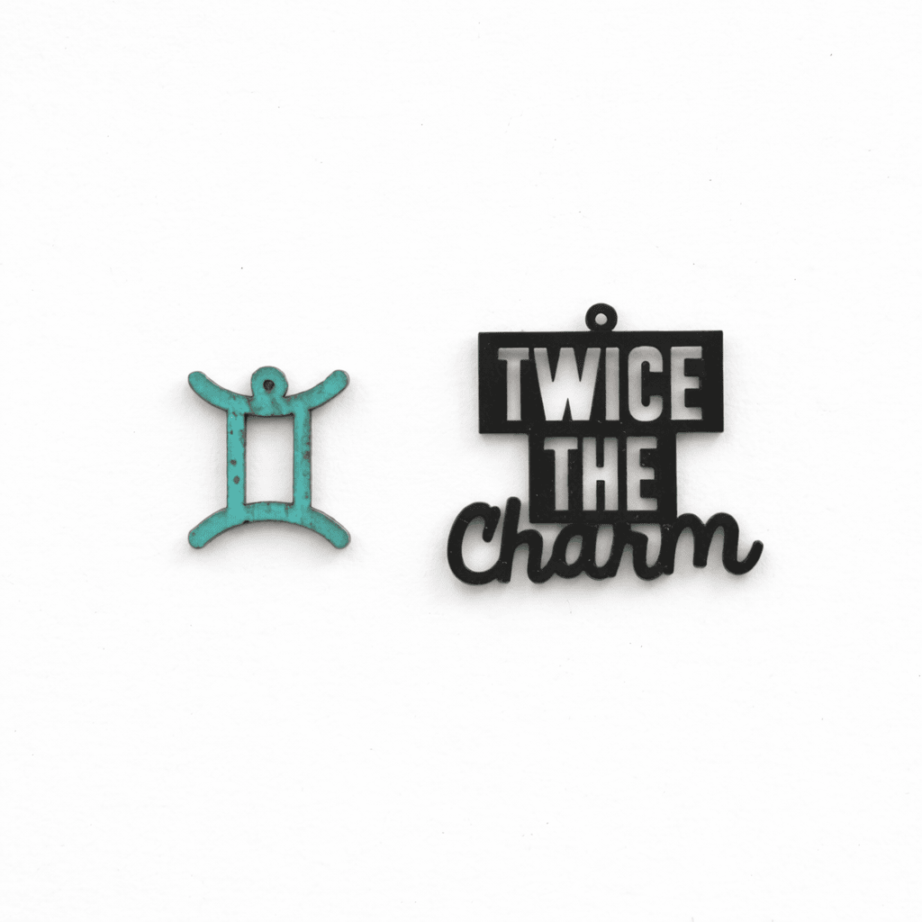 Breloques signe astrologique Gémeaux avec message Twice the charm, pour boucles d’oreilles dépareillées Matcha