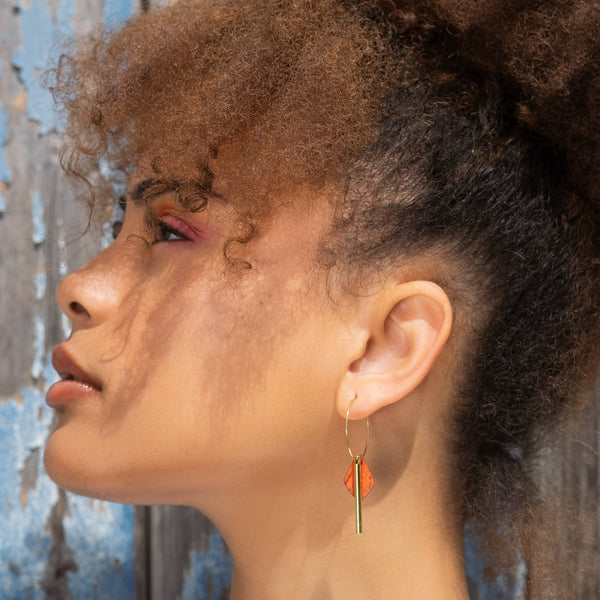 Créoles "Adam et Ève" Oranges - Boucles d'Oreilles Dépareillées et Stylées