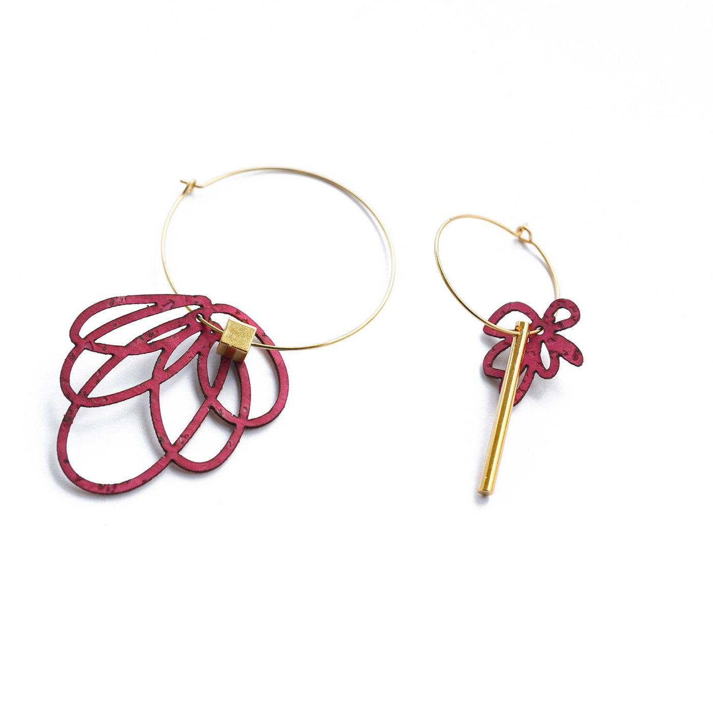 Créoles "Diego et Frida" Rose - Boucles d'Oreilles Dépareillées et Élégantes
