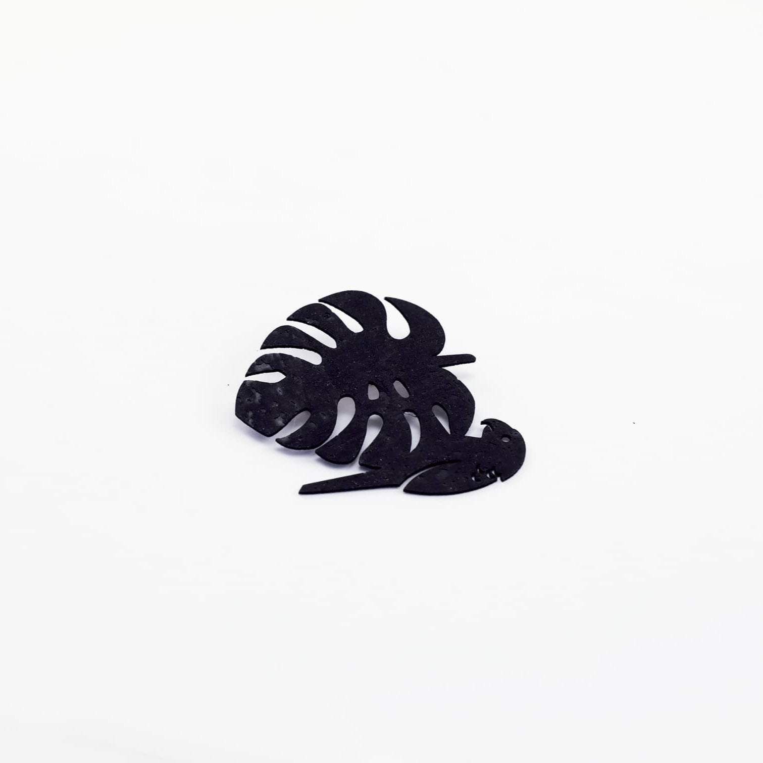 BROCHE_MASSALIA_COTE_LT.jpg